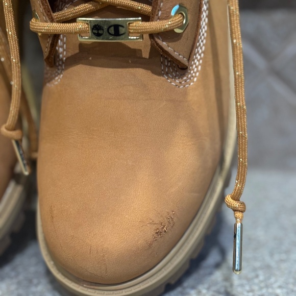 Timberland x Champion Shearling Boots - Picture 9 of 9